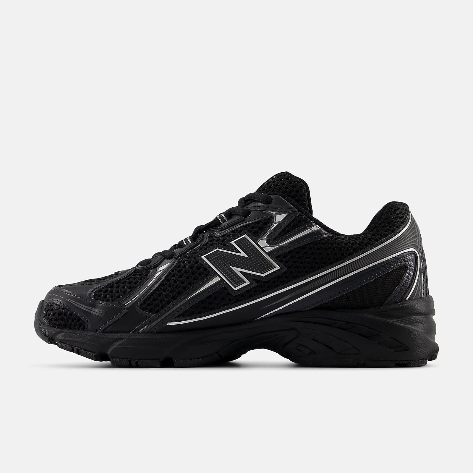 New Balance 740v2 - Unisex - Zwart Metallic